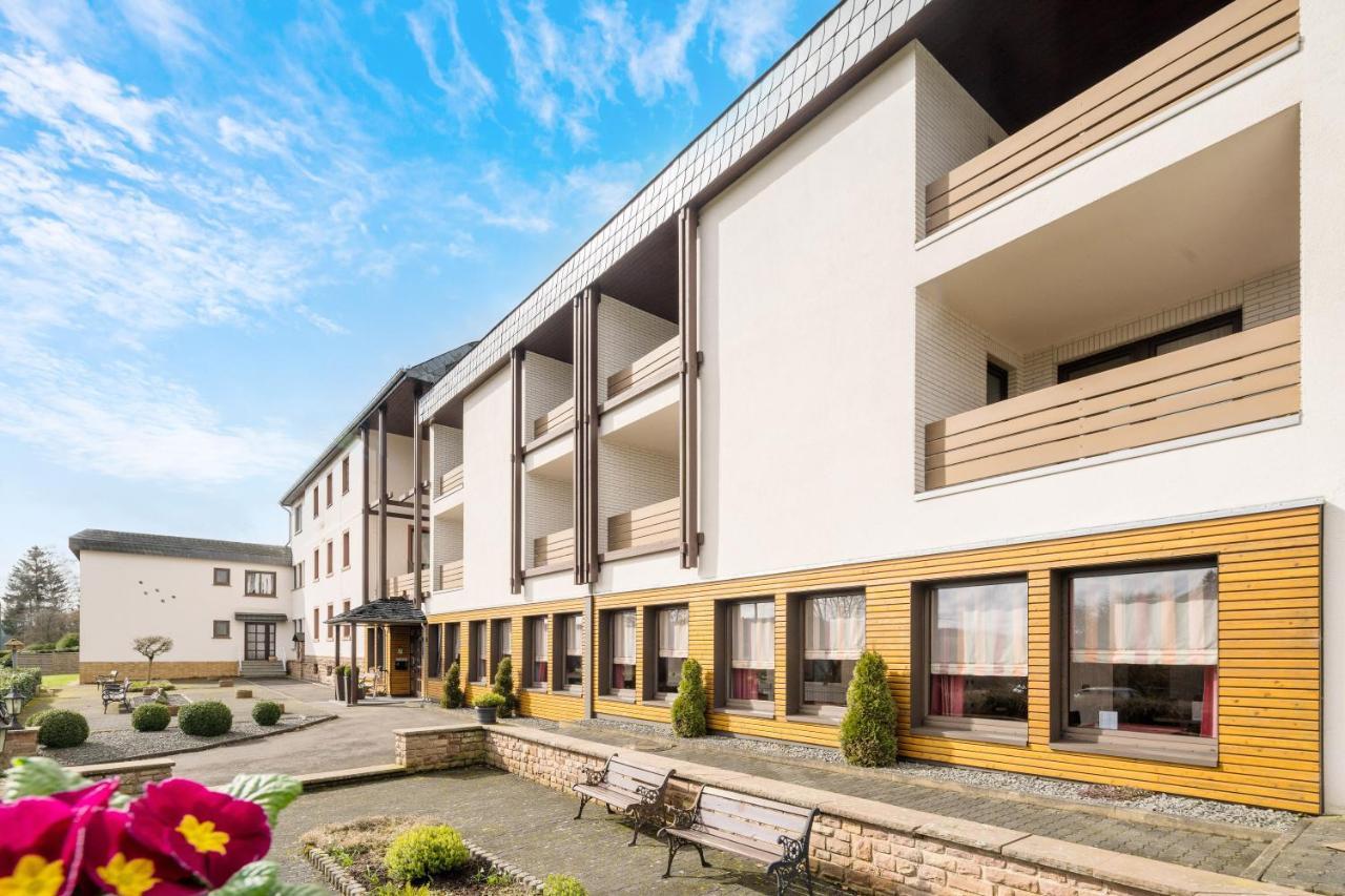 Pension Haus Anny Deudesfeld ภายนอก รูปภาพ