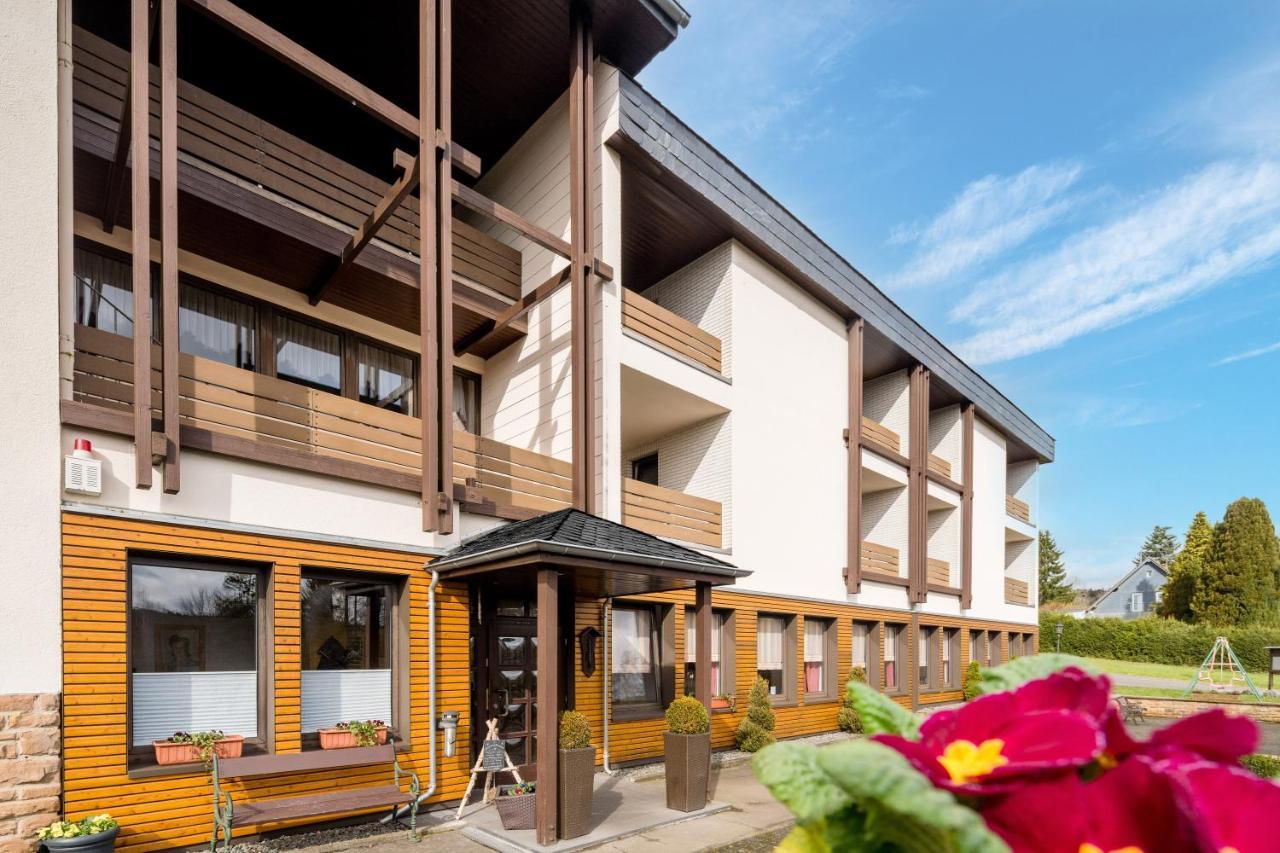 Pension Haus Anny Deudesfeld ภายนอก รูปภาพ