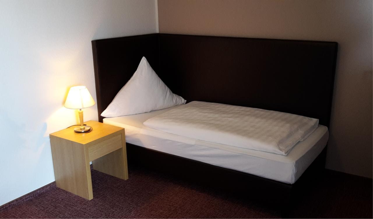 Pension Haus Anny Deudesfeld ภายนอก รูปภาพ