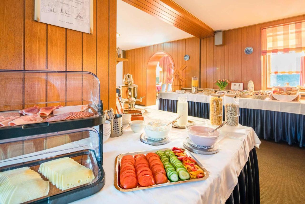 Pension Haus Anny Deudesfeld ภายนอก รูปภาพ