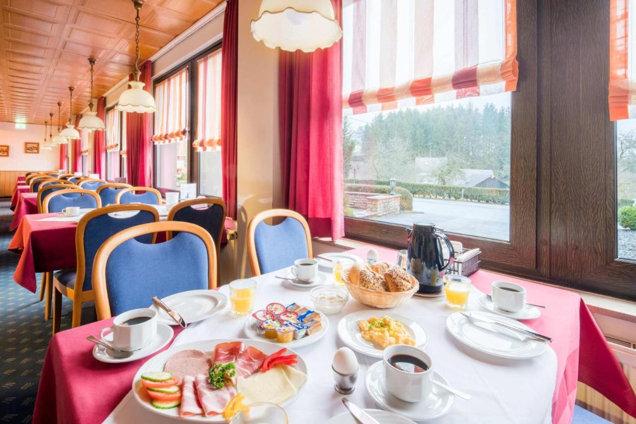 Pension Haus Anny Deudesfeld ภายนอก รูปภาพ